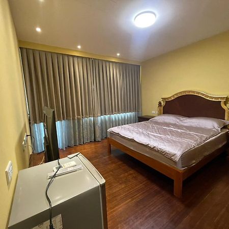寶格儷舍 Apartment Тайнан Екстериор снимка