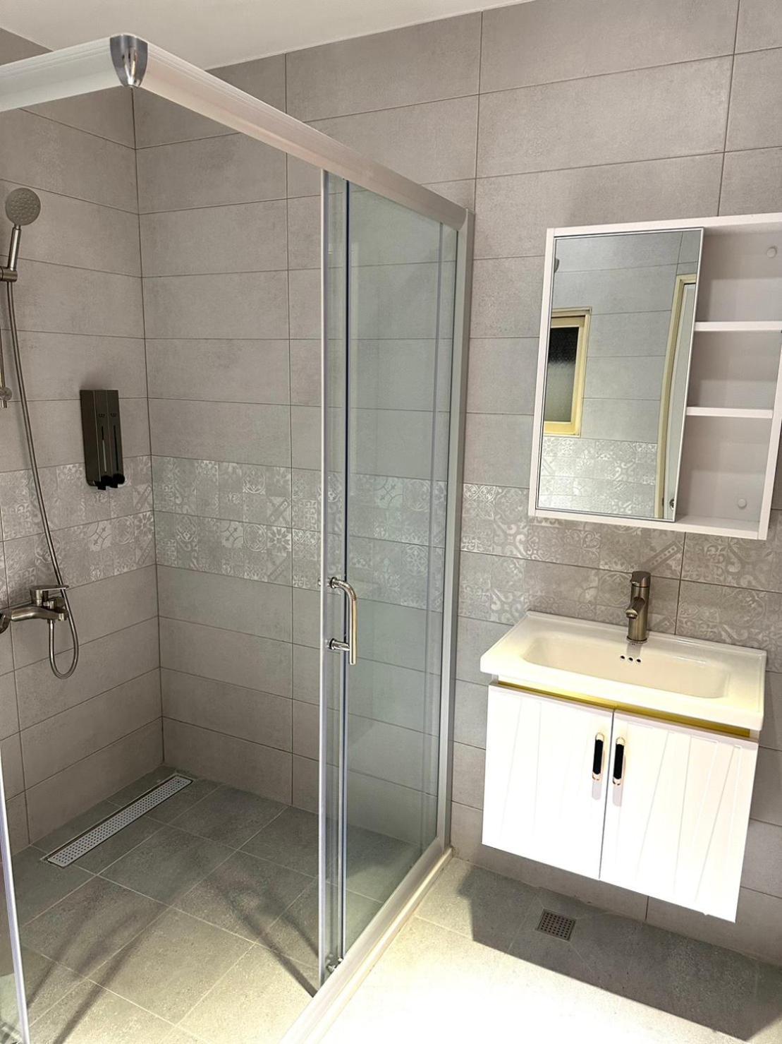 寶格儷舍 Apartment Тайнан Екстериор снимка